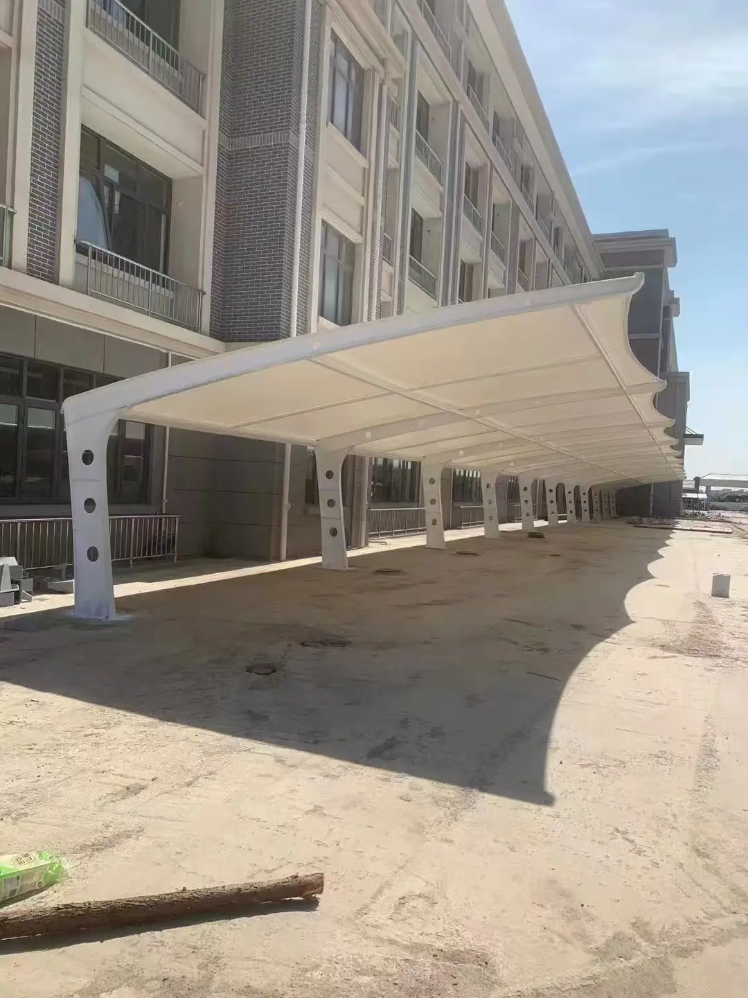 贵州工业园区建停车棚，这笔账不算清楚容易多花冤枉钱